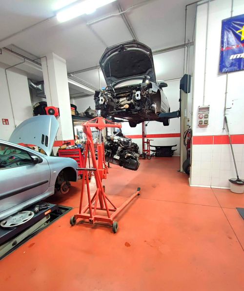 Taller mecánico en Villaviciosa