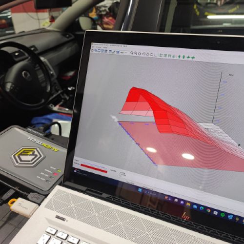 18 Centralita para reprogramación de coches
